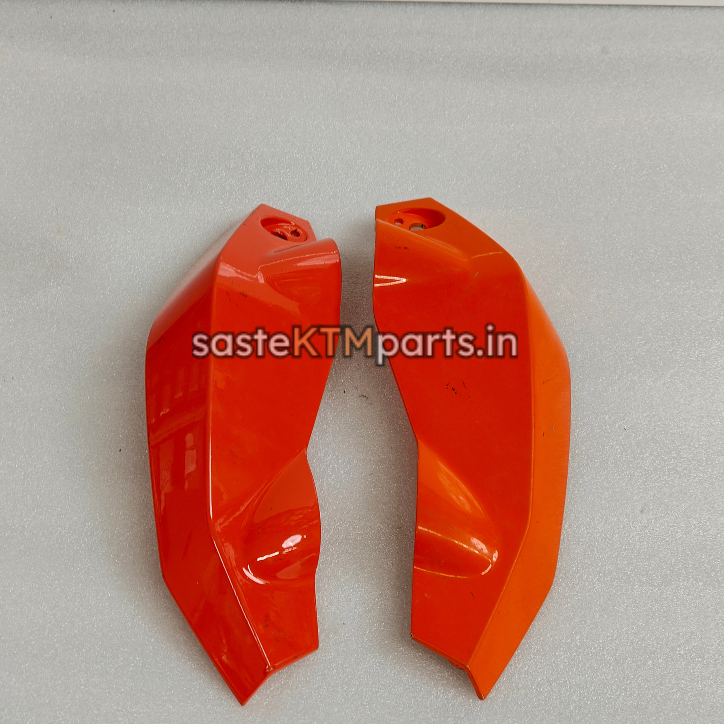 SIDE MASK DUKE 125/200/390 BS3/BS4 FOR GEN 1