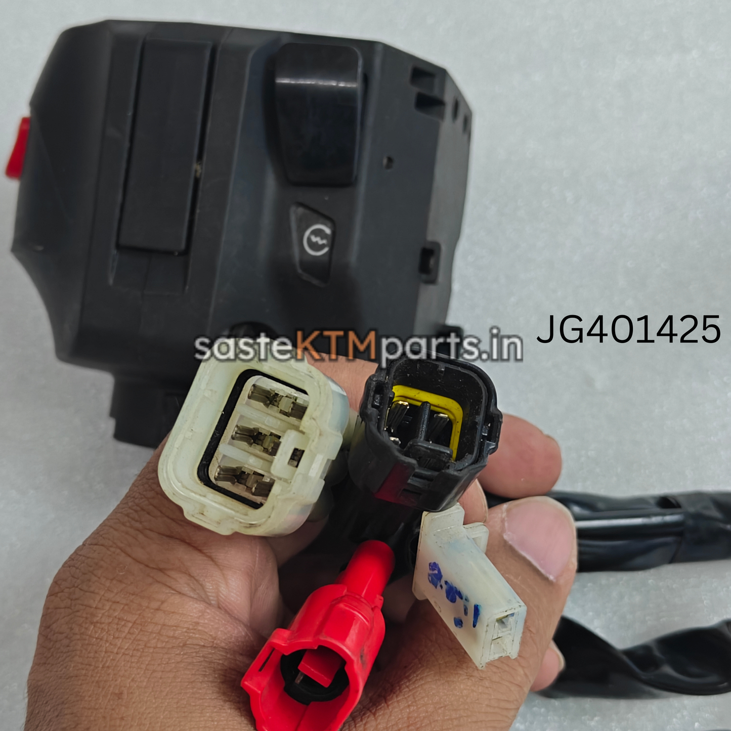 CONTROL SWITCH RIGHT -JG401425 390-Adventure MY-22