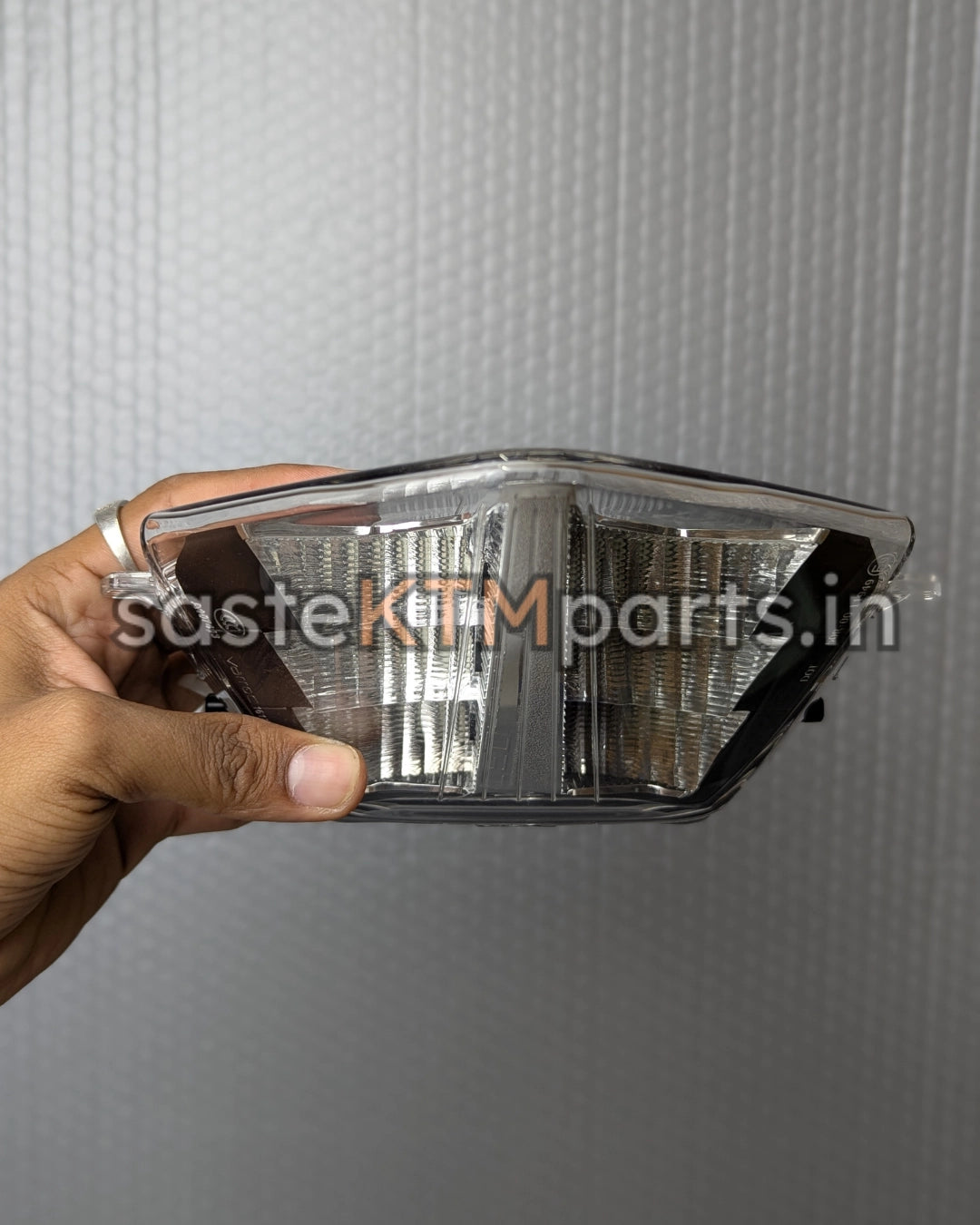 Tail Light - Duke Gen 2 - Duke 250 / 390 / 200 BS6 - JP401001