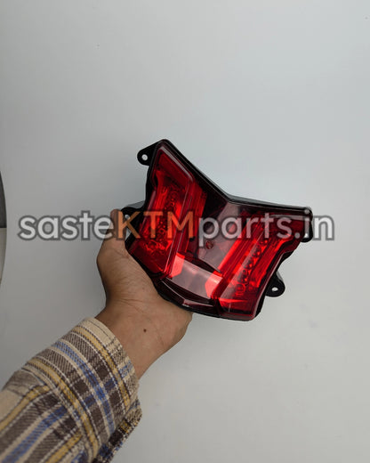 TAIL LIGHT - Bajaj Dominar - JF401022 / DT401021