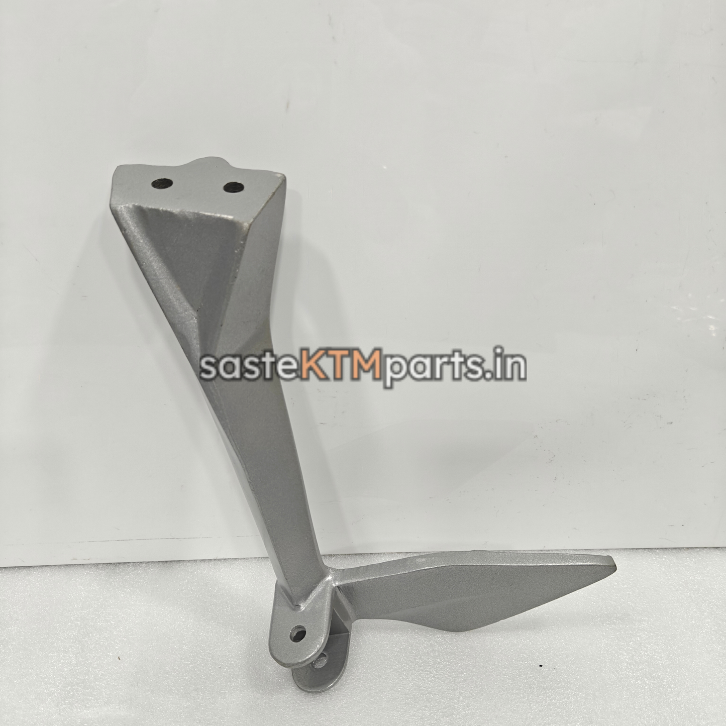 STEP HOLDER PILLION LEFT- DUKE GEN1 125/200/390 -JG113020 AFTERMARKET