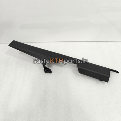 CHAIN COVER -DUKE 125/200/390 FOR DUKE GEN 1 JG181210 [OPEN BOX]