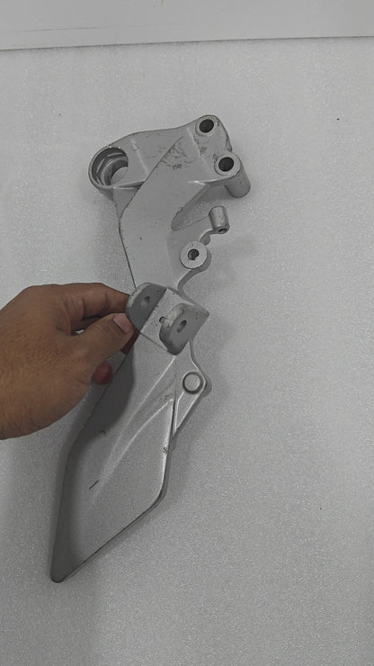 STEP HOLDER RH DUKE GEN1 125/200/390 AFTERMARKET JG113024